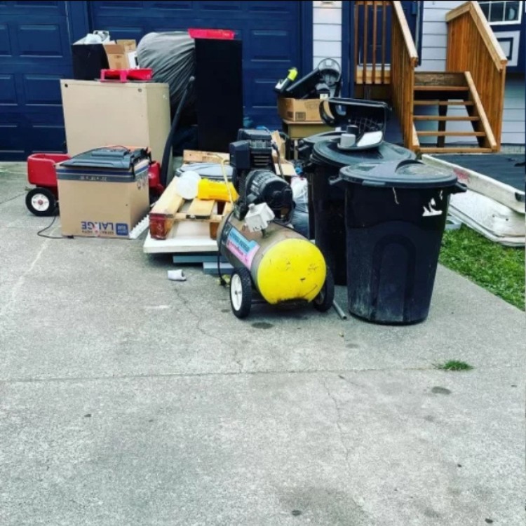 Demolition and Junk Removal in St. Cloud, MN Demolition and Junk Removal in St. Cloud, MN